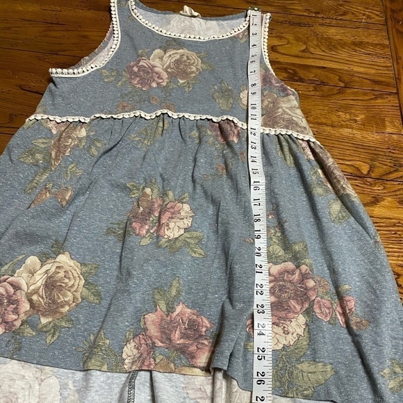 𝅺143 Story Beautiful Floral Tank Top C9 - Picture 4 of 6